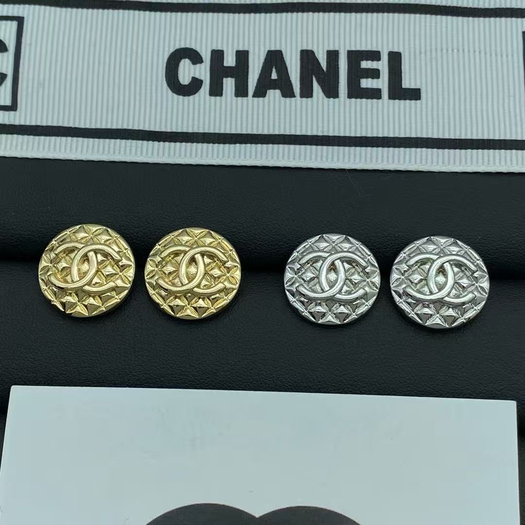 18K CC Black & White Diamond Gold Earrings, CHANE