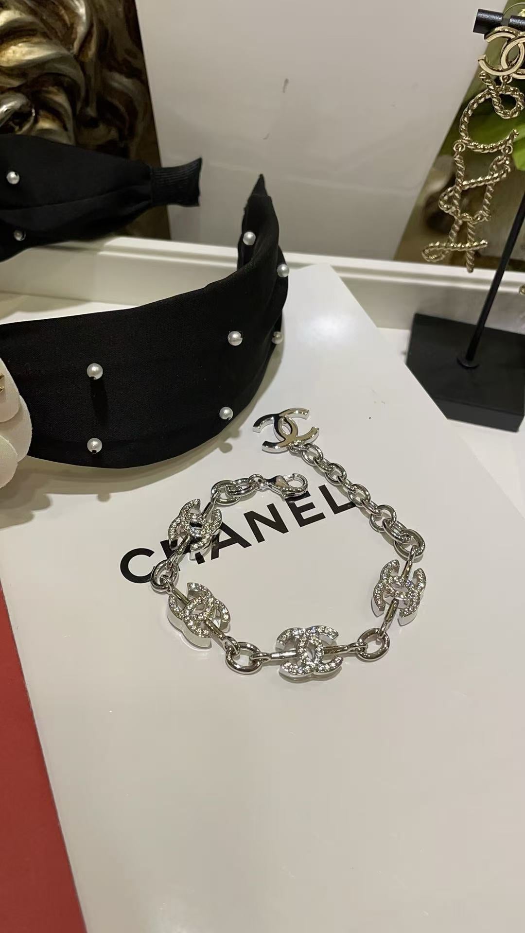 18K CC  -Style Elegant Pendant Bracelet for Women, CHANE