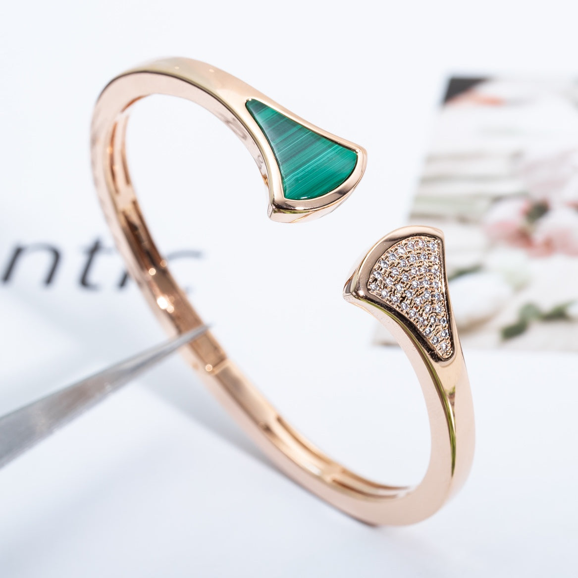 [Bulga JEWELRY]DREAM BRACELET OPEN MALACHITE PINK GOLD