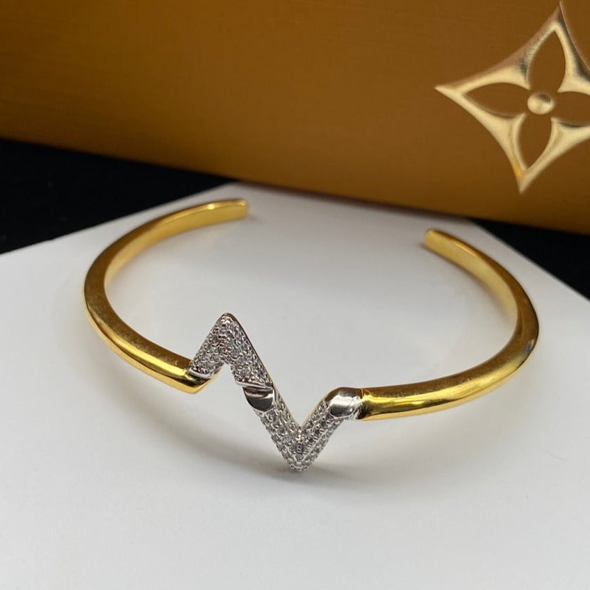CCjewelry VOLTE UPSITE DOWN DIAMOND GOLD OPEN BRACELET L.V