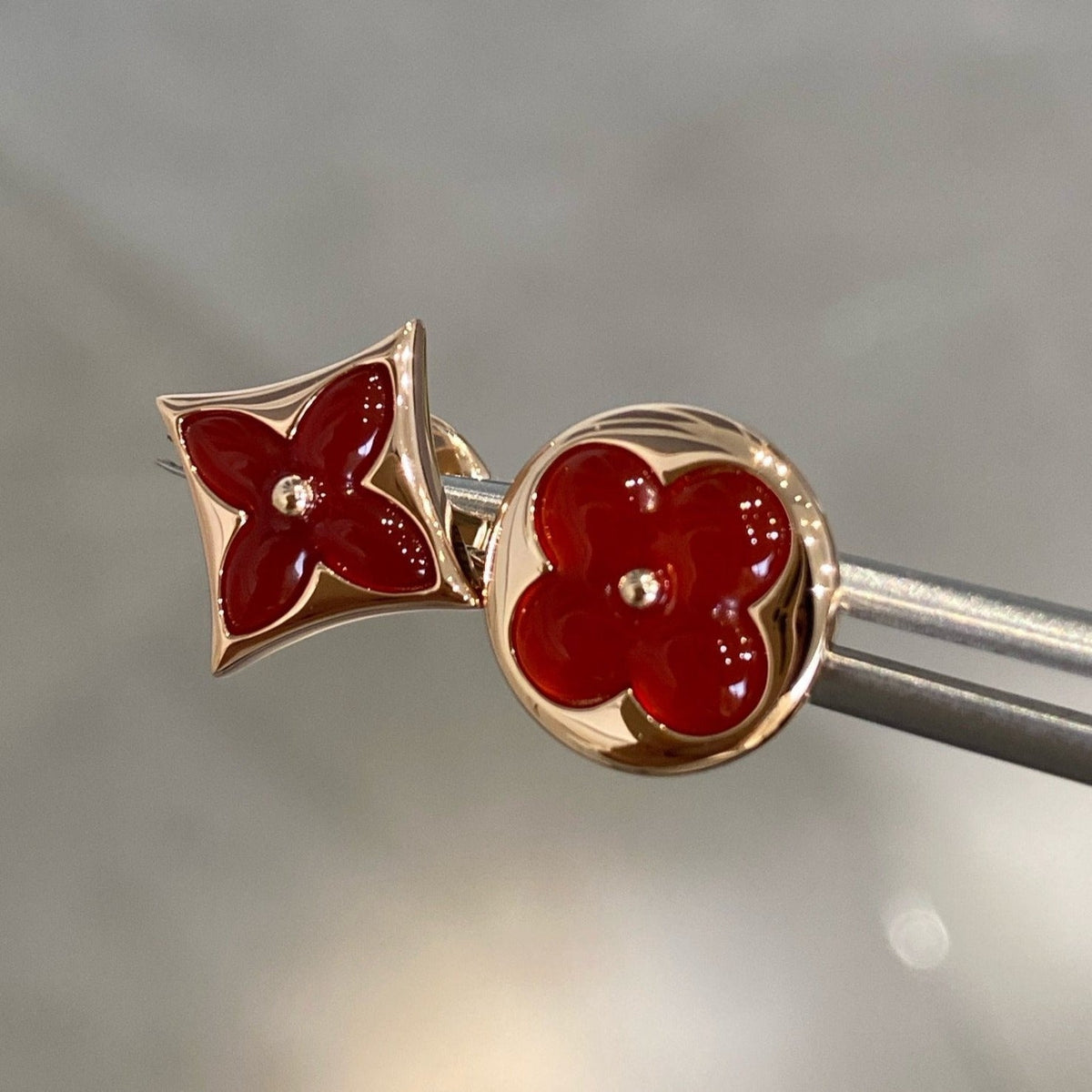 CCjewelry STAR AND SUN PINK GOLD CARNELIAN STUD EARRINGS L.V