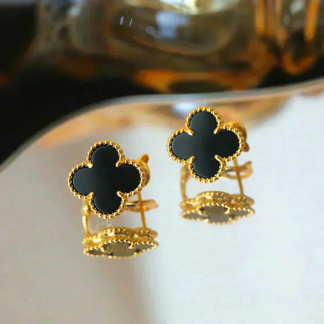 CCjewelry CLOVER MEDIUM 1 MOTIFS  ONYX STUD EARRINGS