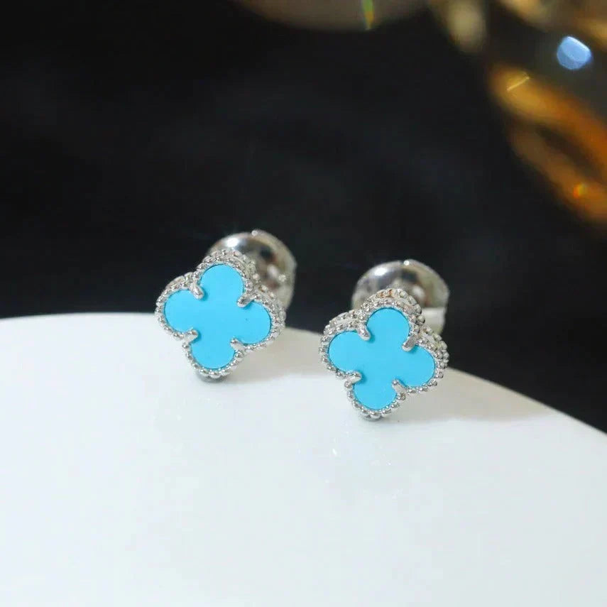 CCjewelry CLOVER MINI 9.5MM ONYX STUD EARRINGS SILVER