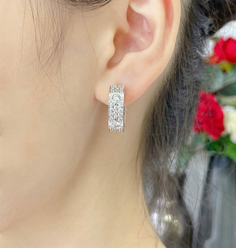 CCjewelry LOVE 5.5MM DIAMOND PAVED EARRINGS