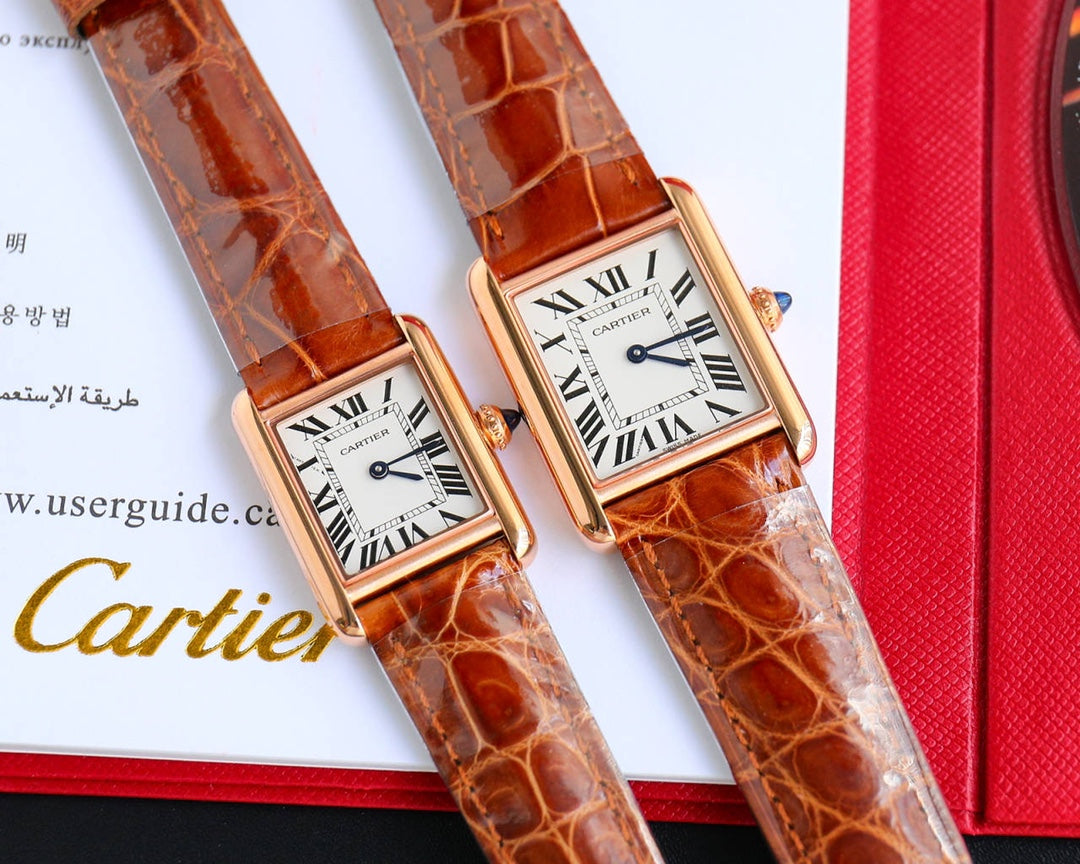 TANK MUST SMALL LEATHER STRAP WHITE DIALCARTI WATCH