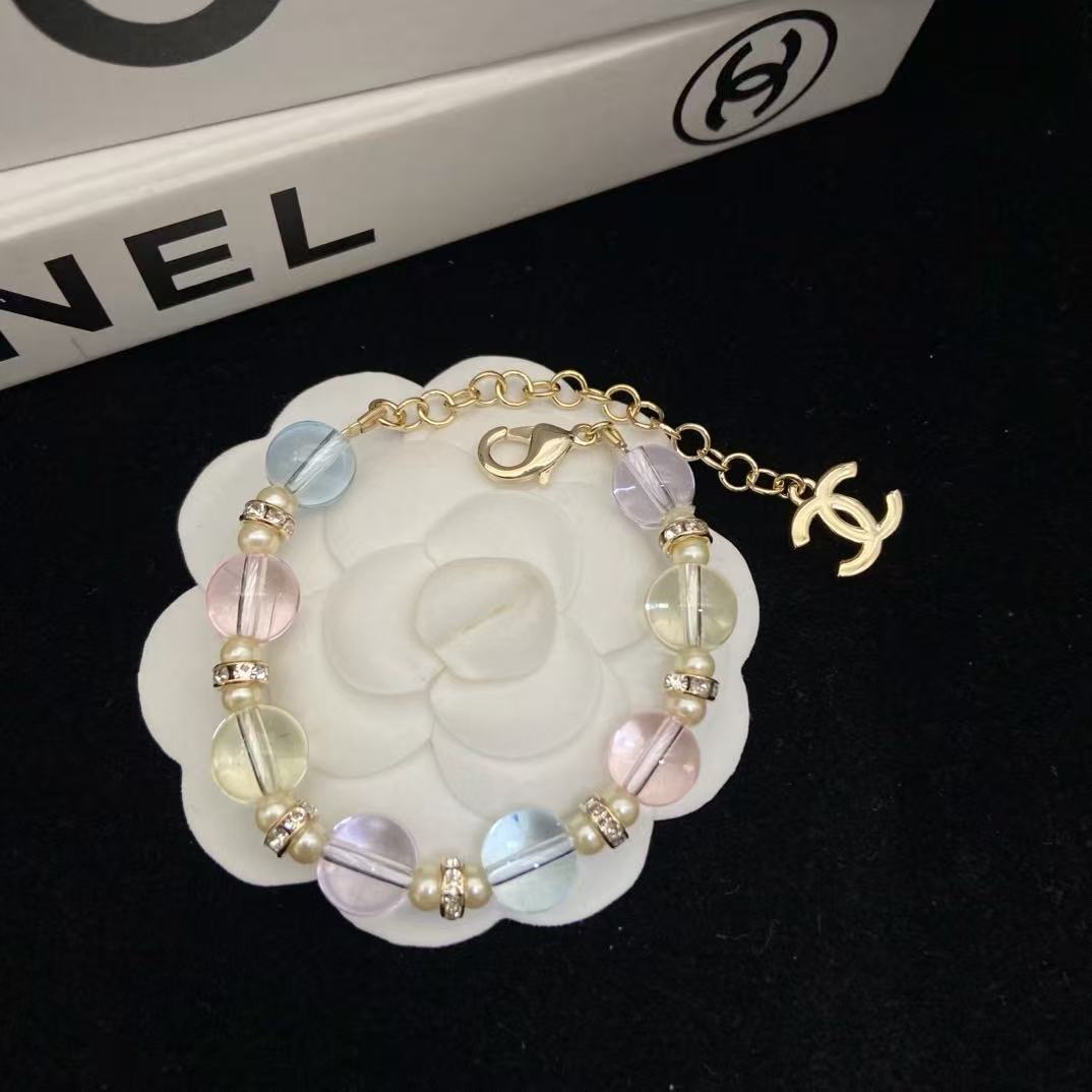 18K CC  -Style Elegant Pendant Bracelet for Women, CHANE
