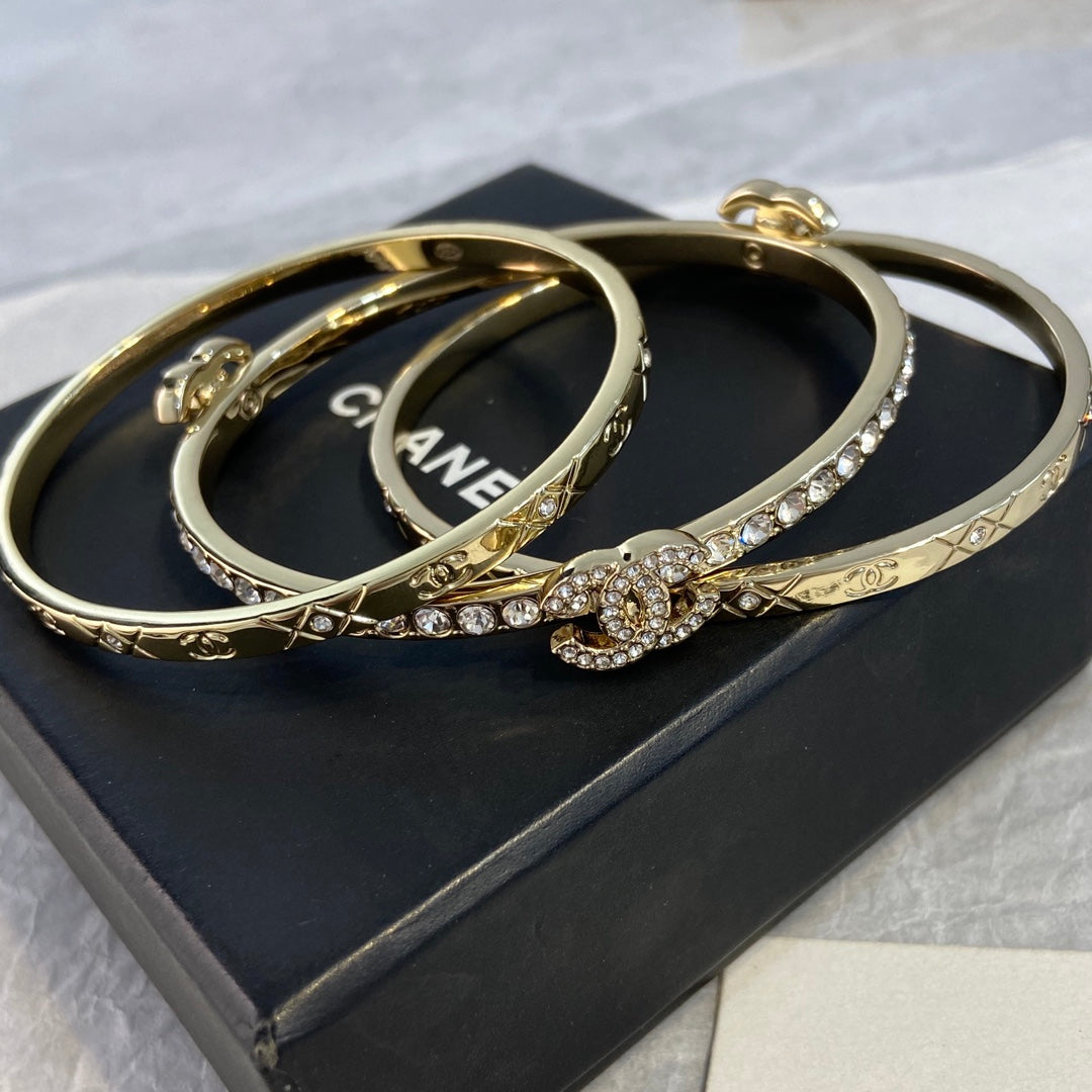 18K CC1 25P Bangle, CHANE