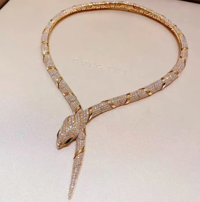 [Bulga JEWELRY]HAUTE COUTURE GOLD SERPENTI NECKLACE