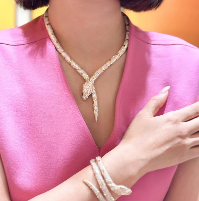 [Bulga JEWELRY]HAUTE COUTURE GOLD SERPENTI NECKLACE