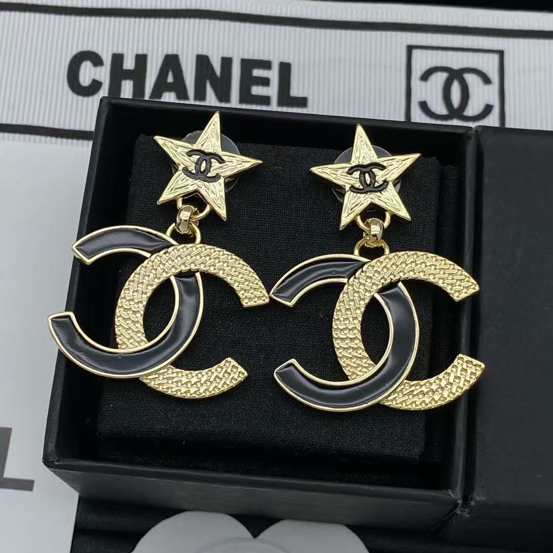 18K CC Black & White Diamond Gold Earrings, CHANE