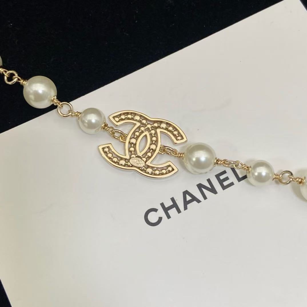 18K CC  -Style Elegant Pendant Bracelet for Women, CHANE