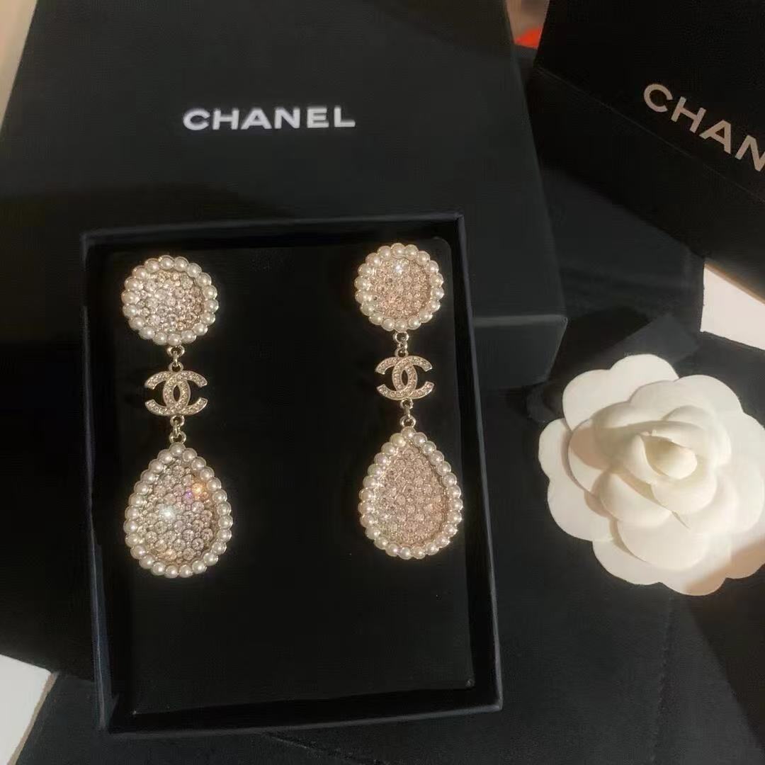 18K CC Black & White Diamond Gold Earrings, CHANE