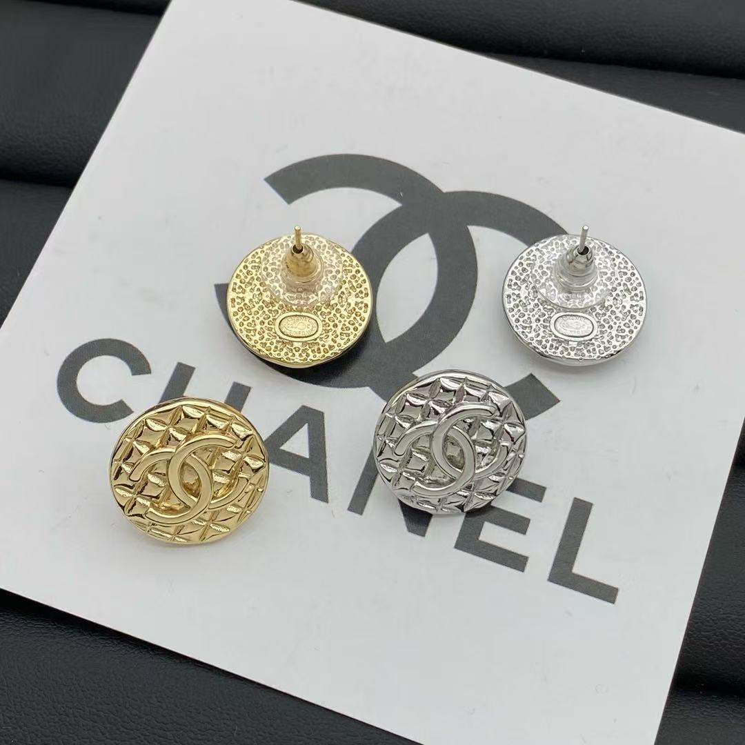 18K CC Black & White Diamond Gold Earrings, CHANE