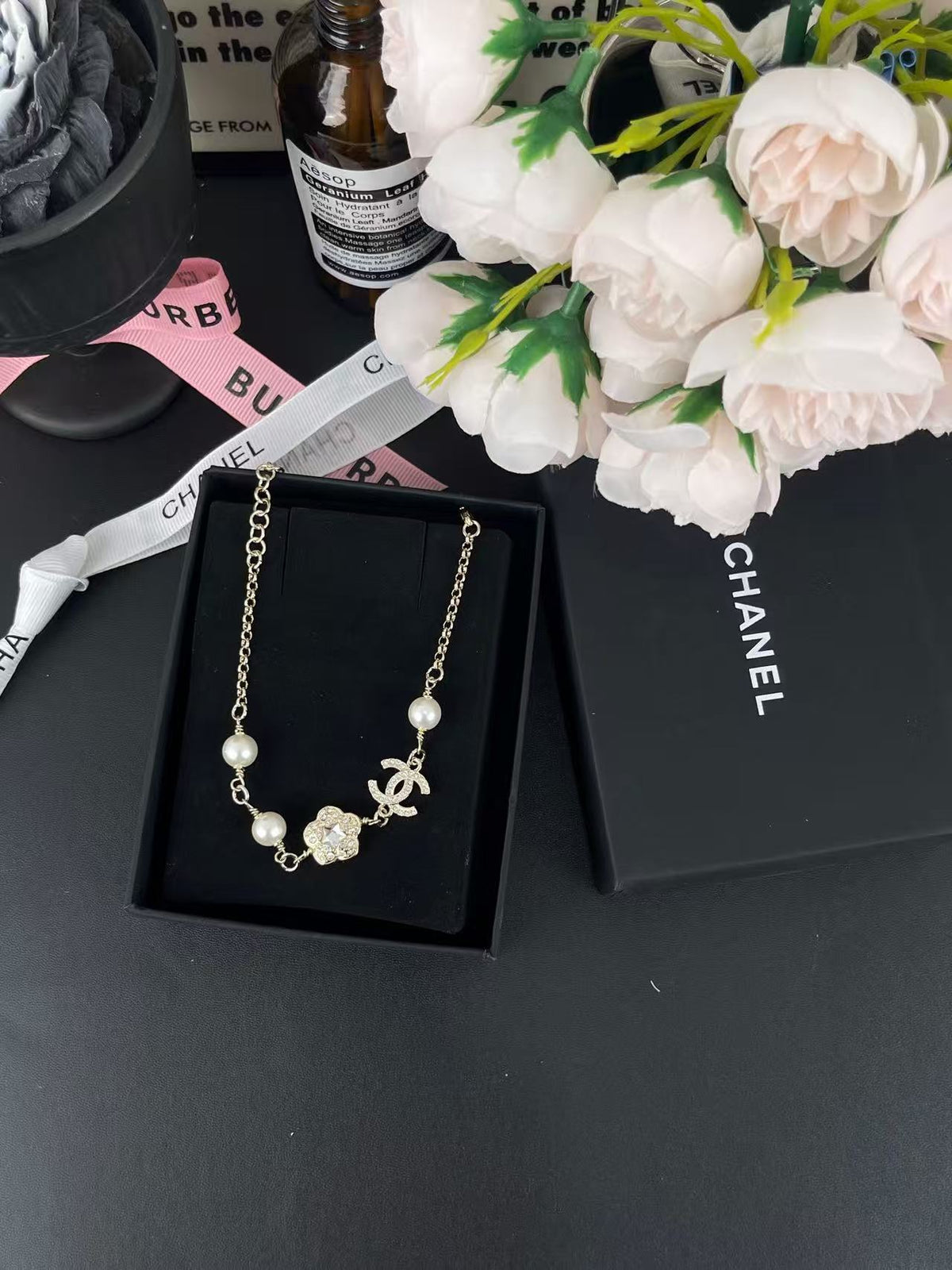 18K CC  -Style Elegant Pendant Bracelet for Women, CHANE