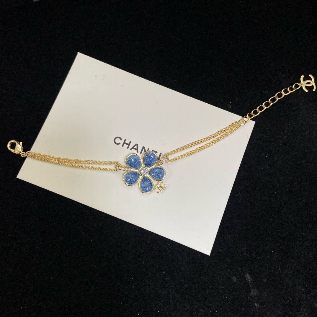 18K CC  -Style Elegant Pendant Bracelet for Women, CHANE