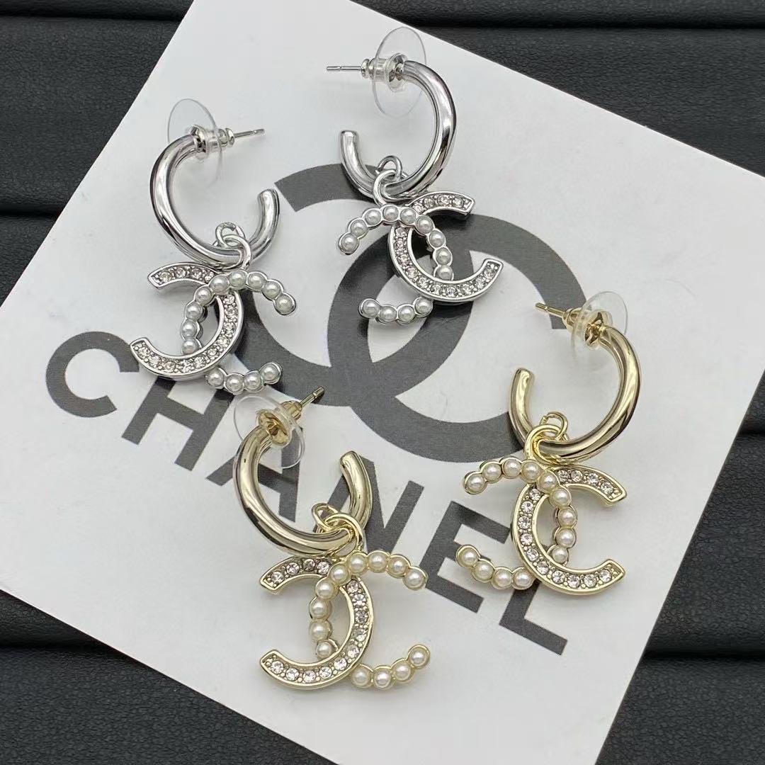 18K CC Black & White Diamond Gold Earrings, CHANE