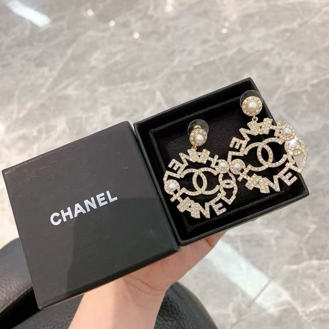 18K CC Black & White Diamond Gold Earrings, CHANE