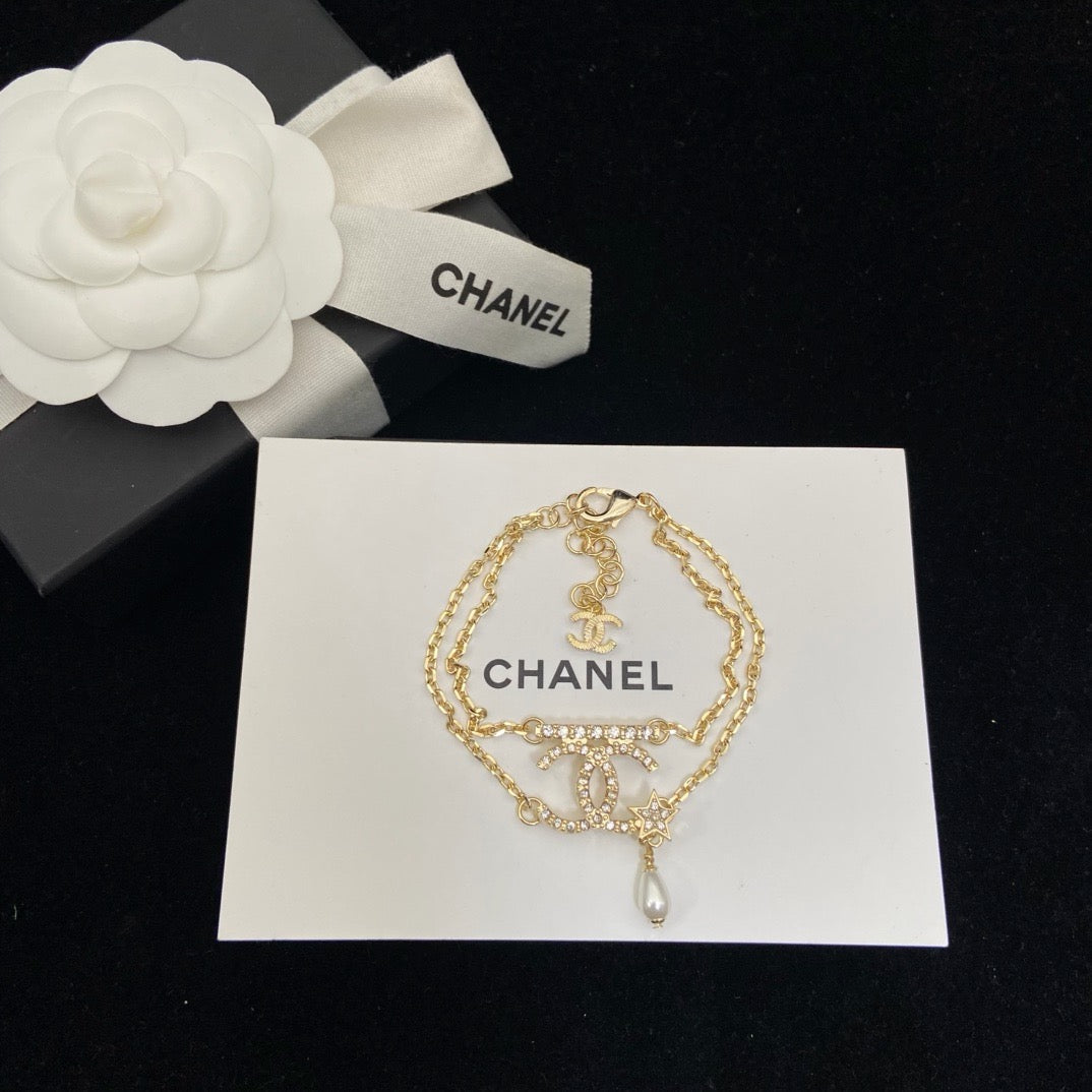 18K CC  -Style Elegant Pendant Bracelet for Women, CHANE