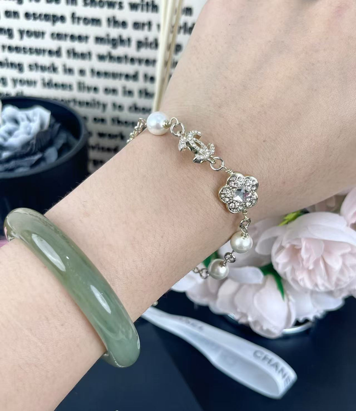 18K CC  -Style Elegant Pendant Bracelet for Women, CHANE