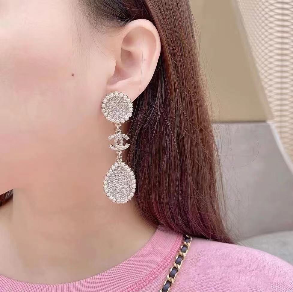 18K CC Black & White Diamond Gold Earrings, CHANE