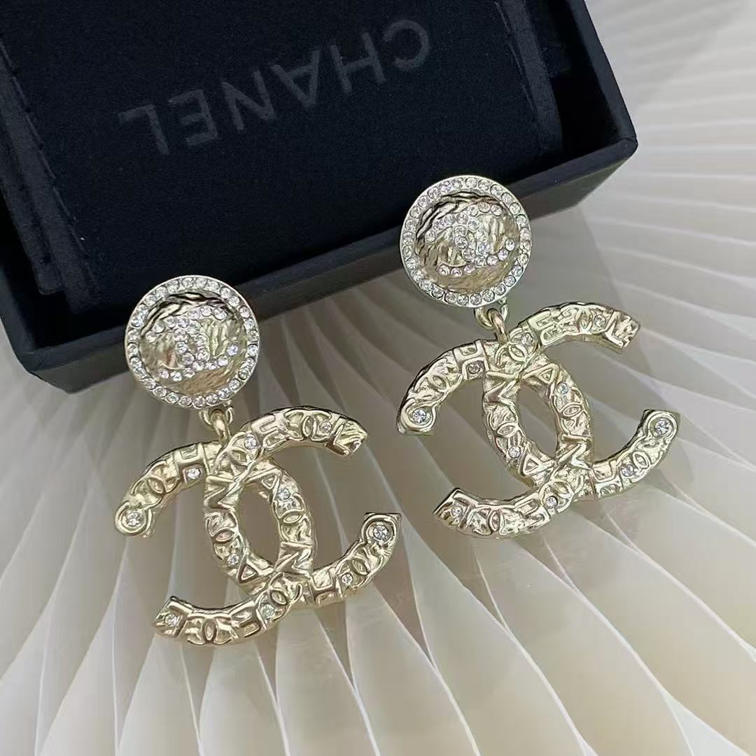 18K CC Black & White Diamond Gold Earrings, CHANE