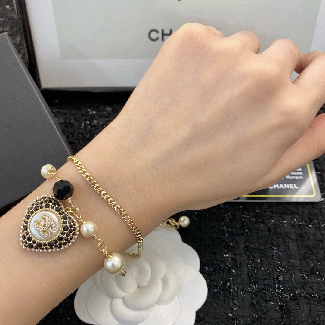 18K CC  -Style Elegant Pendant Bracelet for Women, CHANE