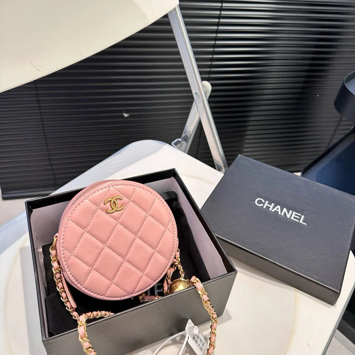 18K CC1 Circle Bag, CHANE