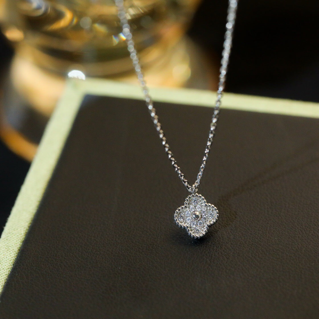 CCjewelry CLOVER MINI 9.5MM PENDANT DIAMOND NECKLACE