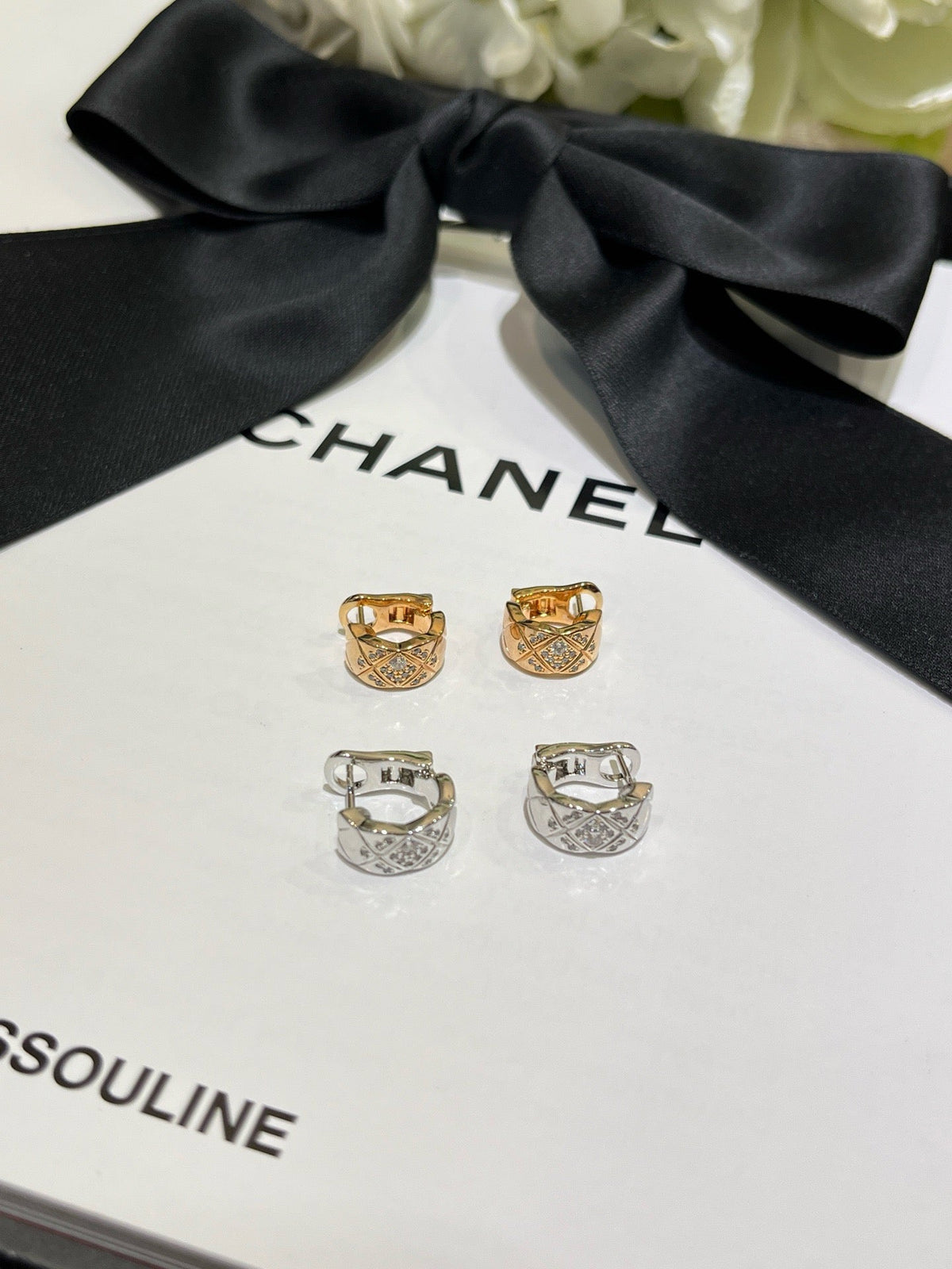 18K CC Black & White Diamond Gold Earrings, CHANE