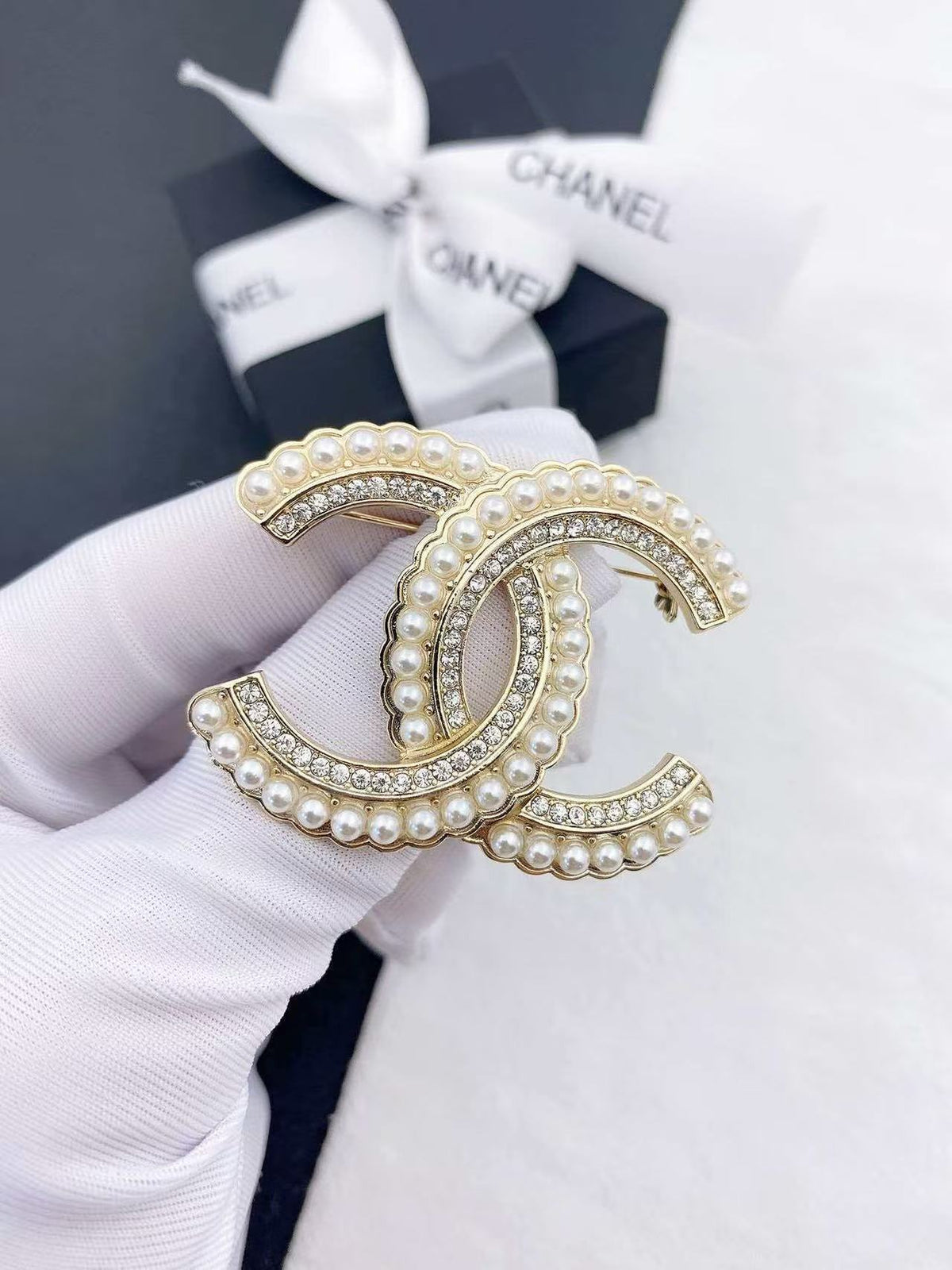 18K CC Black & White Diamond Gold Earrings, CHANE