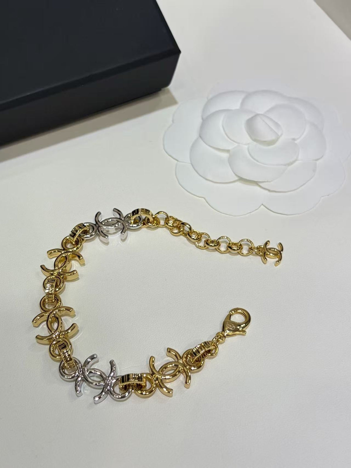 18K CC  -Style Elegant Pendant Bracelet for Women, CHANE