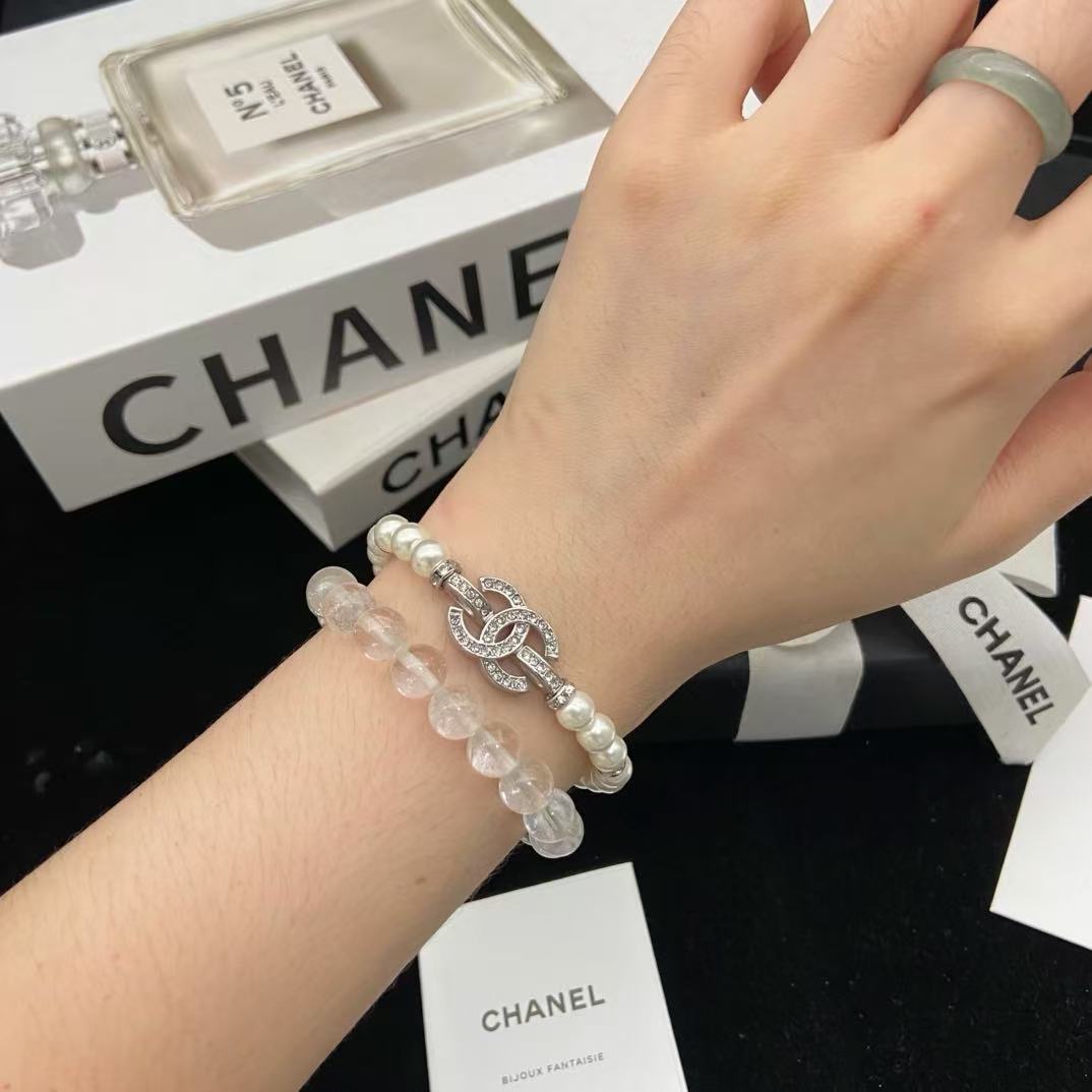 18K CC  -Style Elegant Pendant Bracelet for Women, CHANE