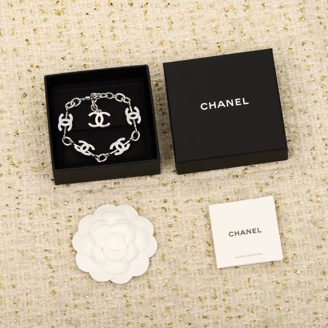 18K CC  -Style Elegant Pendant Bracelet for Women, CHANE