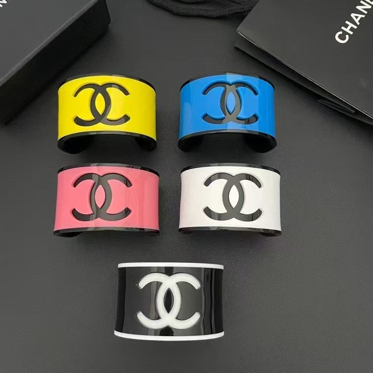 18K CC  -Style Elegant Pendant Bracelet for Women, CHANE