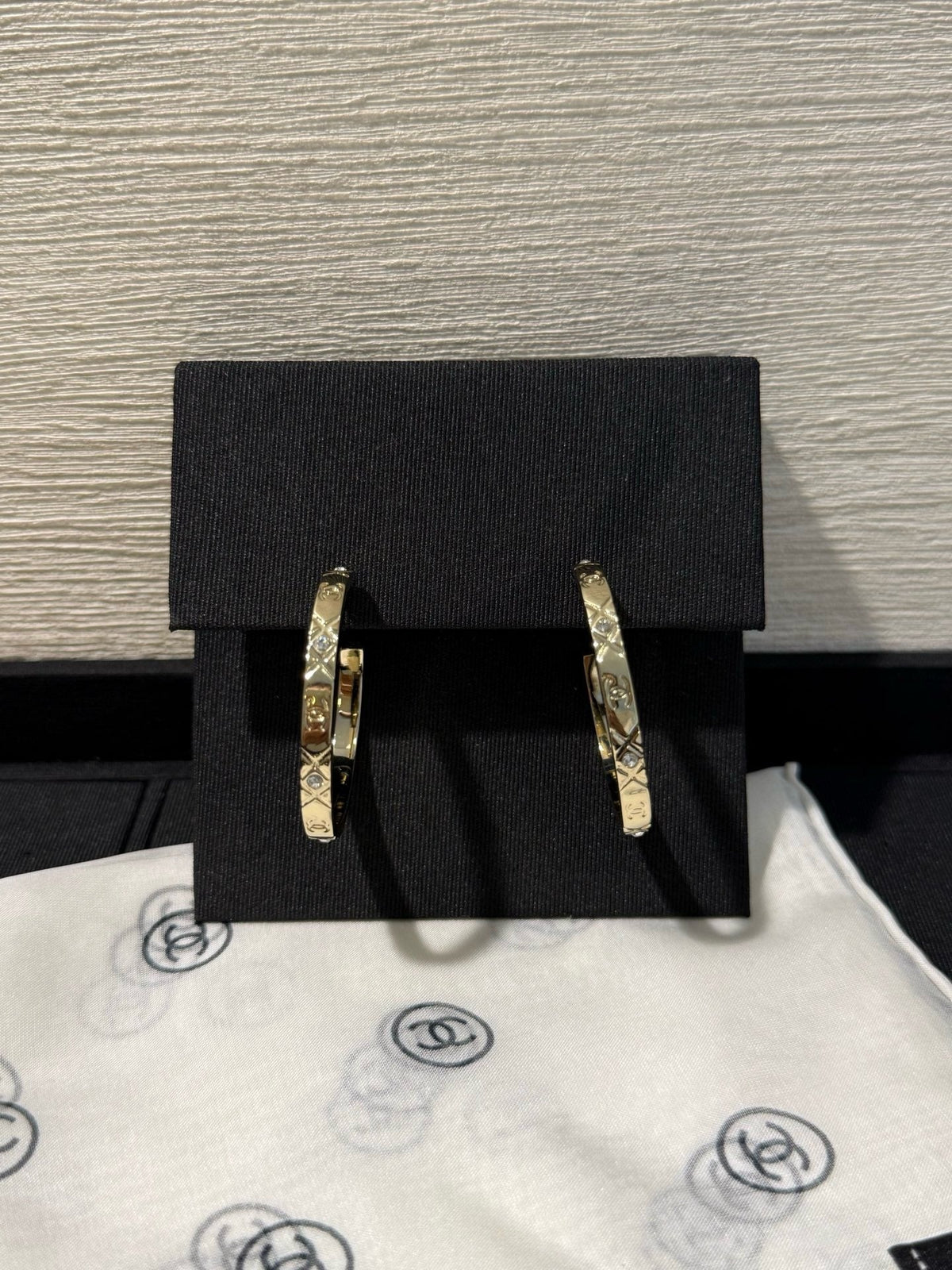 18K CC Black & White Diamond Gold Earrings, CHANE