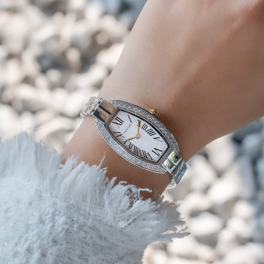 CC Tonneau 23mm Diamond QuartzCARTI WATCH
