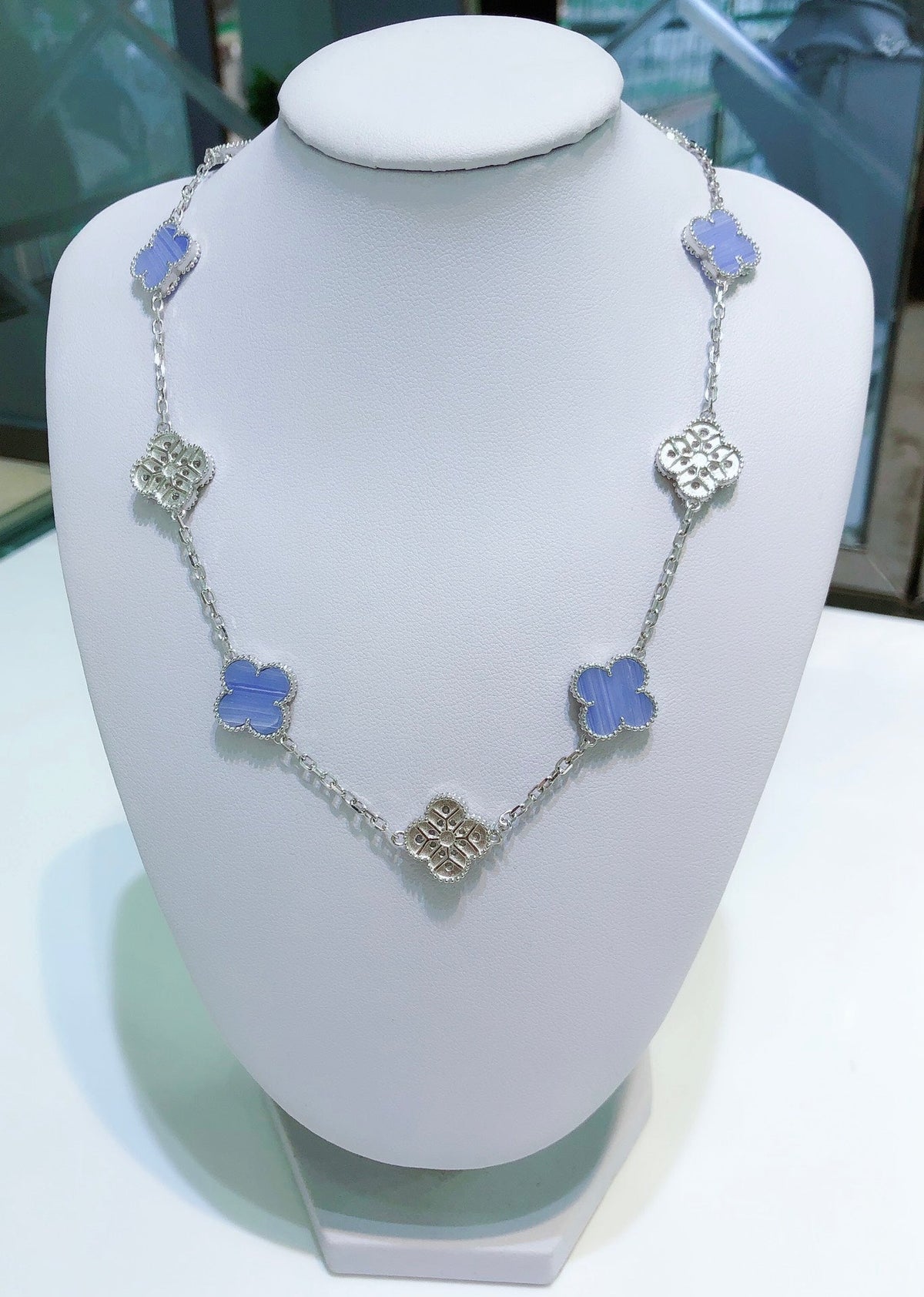 CCjewelry CLOVER 10 MOTIFS CHALCEDONY DIAMONDS SILVER NECKLACE